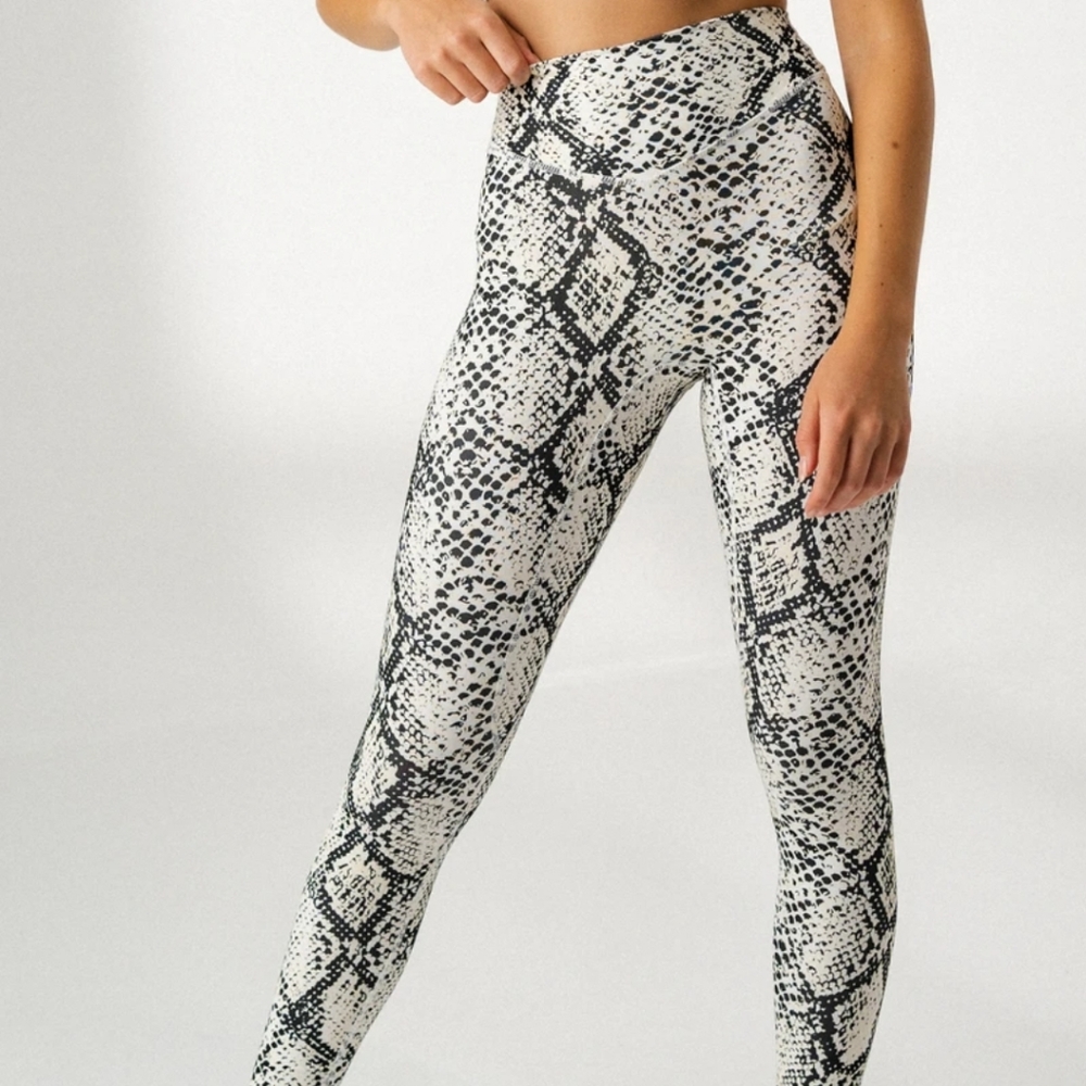 Balance athletica kingdom collection 2.0 ascend pant